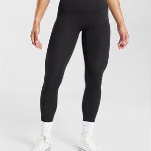 LEGACY REGULAR black leggings